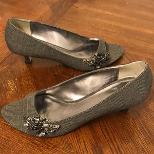 Size 10 kitten heels